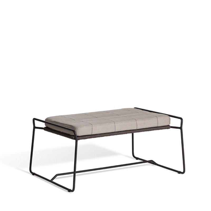 Oasiq SANDUR Hocker